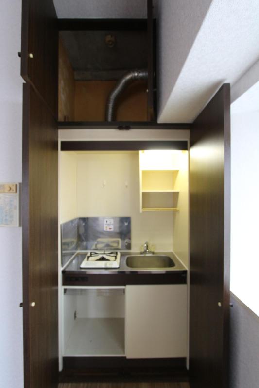 キッチン　同タイプ別部屋写真利用。現況優先となります。