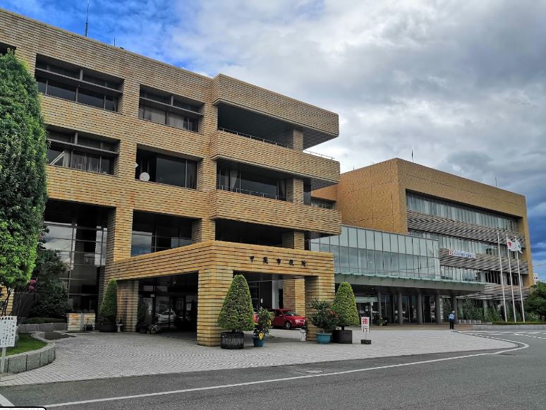 役所　甲斐市役所(竜王庁舎)（役所）まで821m