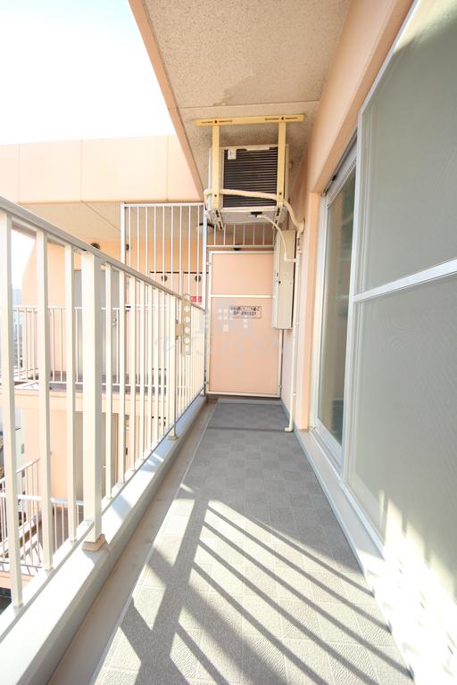 バルコニー　写真は別タイプになります。