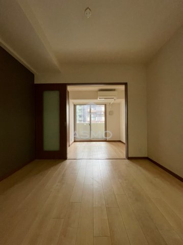 居室・リビング　同マンション別部屋　参考写真