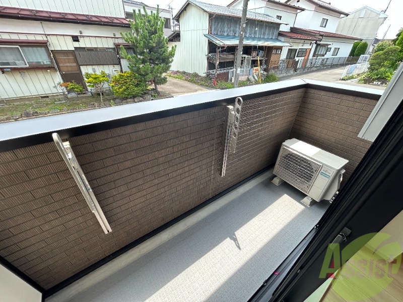 バルコニー　バルコニーを撮影しました。洗濯物を干せます。