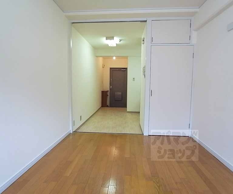 居室・リビング　洋室