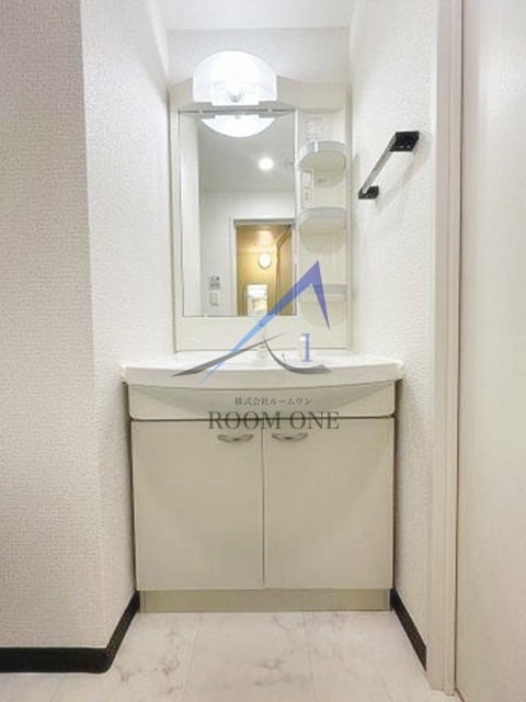 洗面設備　洗面台です。