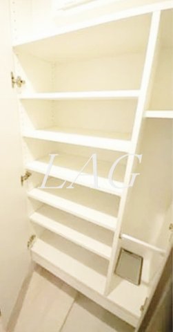 収納　シューズボックスです。