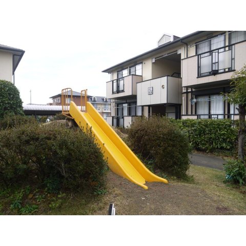 庭　建物外観を気になさる方へ、見た目の良い物件です