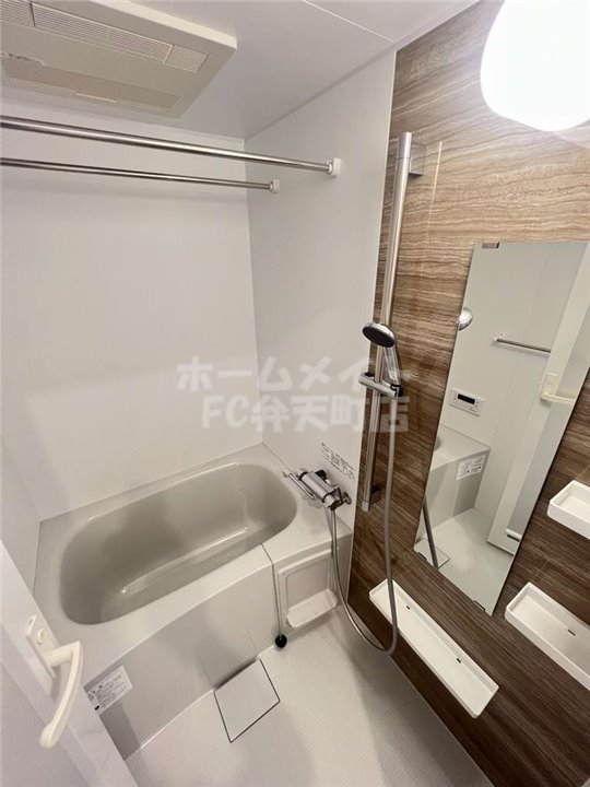 バス・シャワールーム　お風呂で日々の疲れを落としましょう