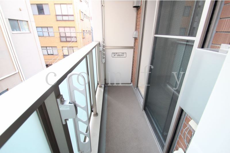 バルコニー　※同建物別部屋の写真です。