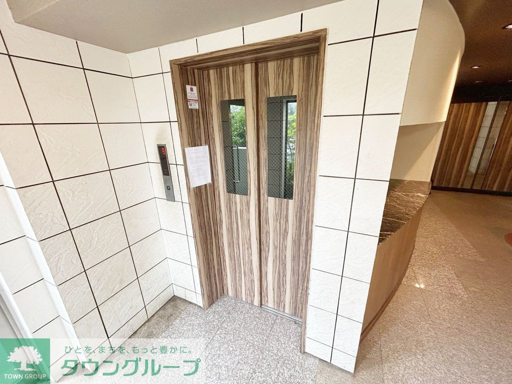 ロビー　うれしいエレベーター付