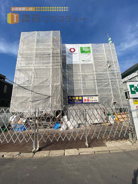 エントランス　先行申込み受付中。