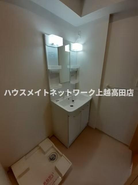 洗面設備　洗髪洗面化粧台