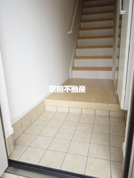 玄関　反転タイプ