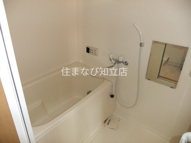 バス・シャワールーム　同型写真