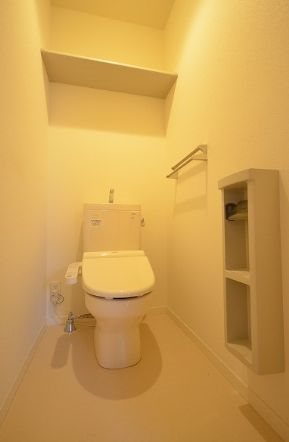 トイレ　※同物件別号室参考写真