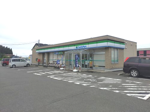 コンビニ　ファミリーマート石江江渡店（コンビニ）まで644m