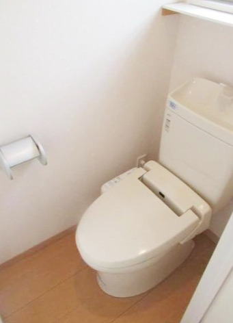 トイレ　別部屋の画像を使用しております。