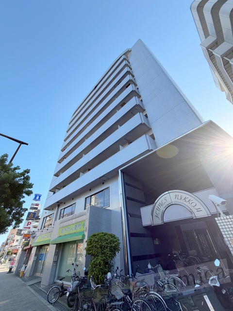 建物外観　便利な立地のファミリーマンションです♪♪