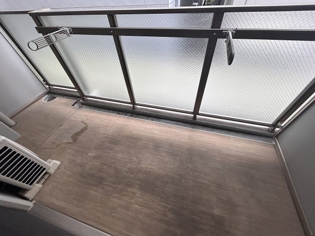 バルコニー　お洗濯にも便利なバルコニー付き
