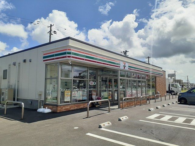 コンビニ　セブンイレブン西原我謝店（コンビニ）まで409m