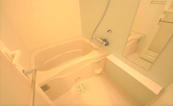 バス・シャワールーム　きれいなお風呂です