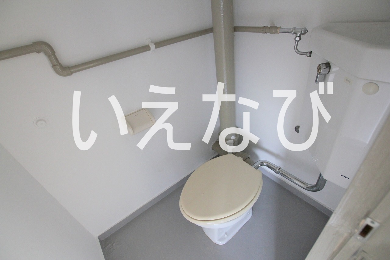 トイレ　ウォシュレットはオプションです