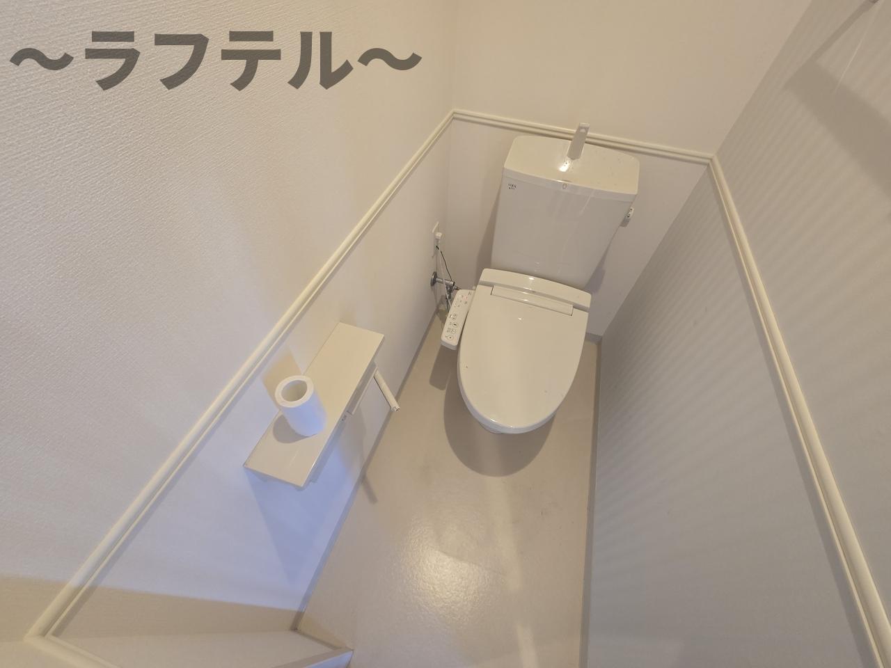 トイレ　別部屋イメージ写真