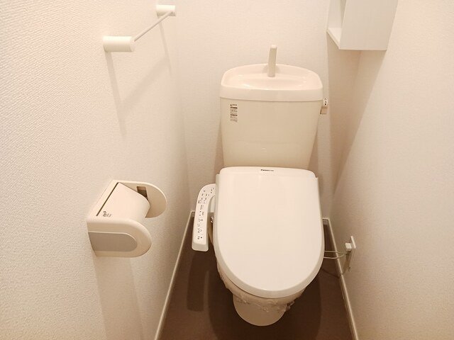トイレ　コンパクトで使いやすいトイレです