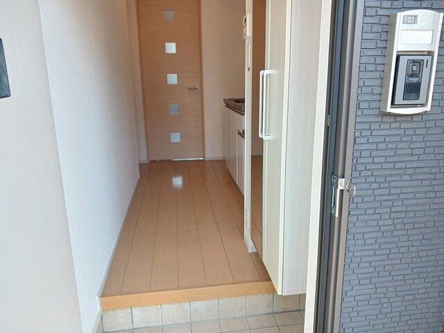 玄関　シンプルで使いやすい玄関です