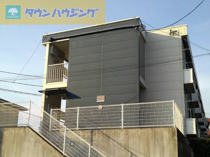 千葉都市モノレール 穴川駅 徒歩8分 築24年