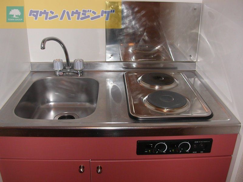 千葉都市モノレール 穴川駅 徒歩8分 2階建 築24年のキッチン写真