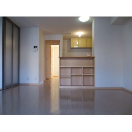 居室・リビング　実際のお部屋は反転タイプです