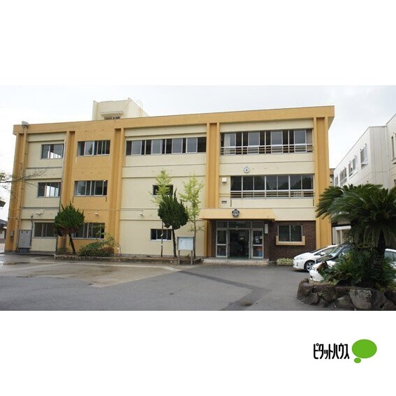 小学校　和歌山市立三田小学校（小学校）まで1666m
