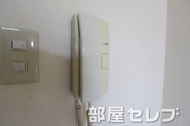 セキュリティ　インターホンで来客を知れます。