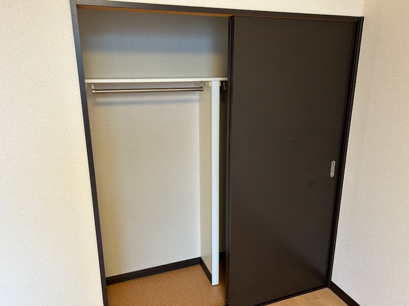 収納　ワイドなクローゼット付