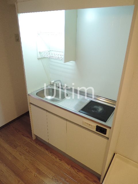 キッチン　別部屋のお写真です。ご参考までに！