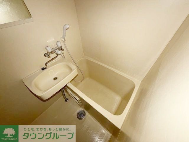 バス・シャワールーム　バス