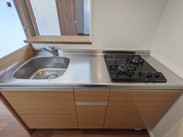 キッチン　同物件別部屋写真です