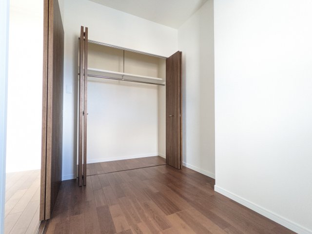 収納　同物件別部屋写真です