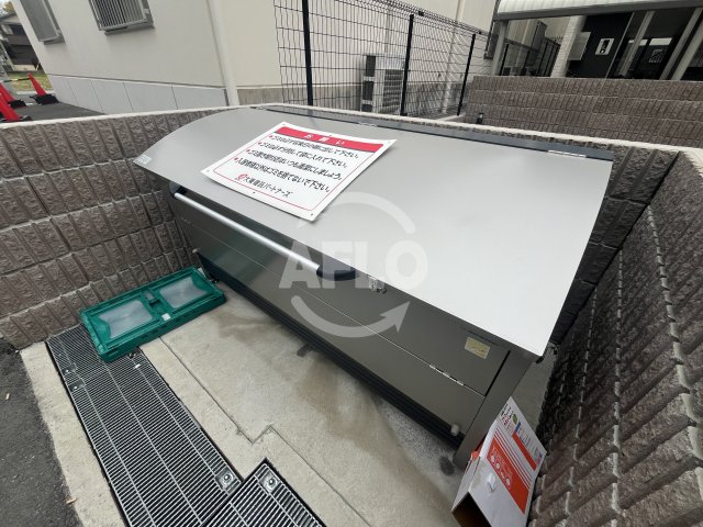 ロビー　トゥジーテ　ロビー
