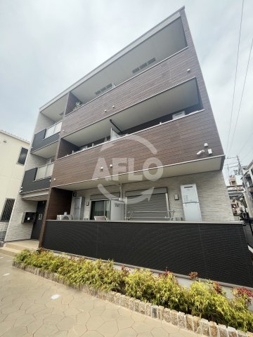 建物外観　トゥジーテ　外観