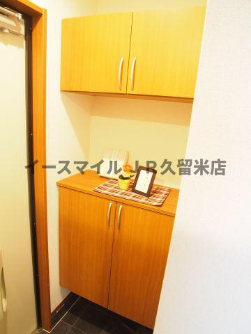 玄関　収納もある玄関です