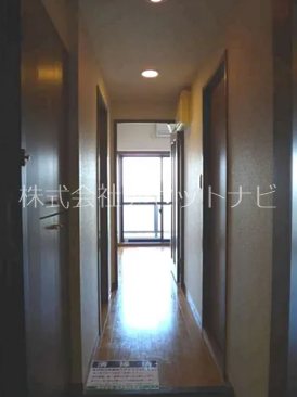 玄関　別の部屋の参考画像です