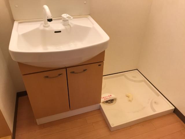 洗面設備　洗濯機置場