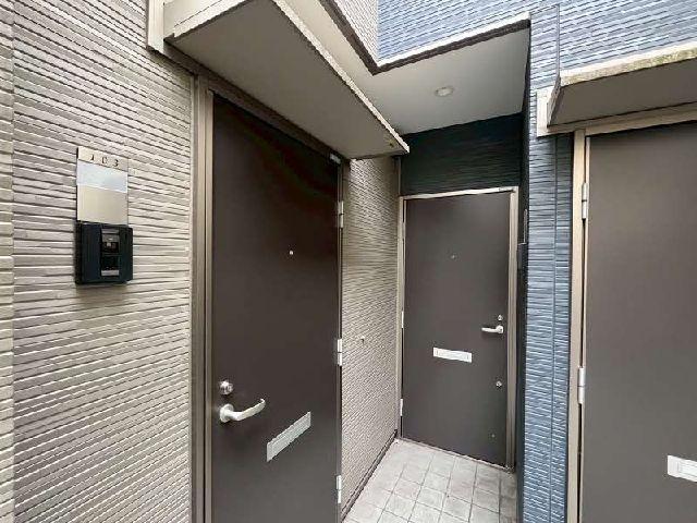 エントランス　エントランス