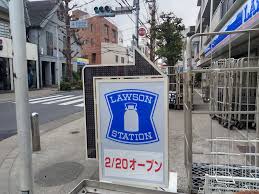 コンビニ　ローソン 世田谷下馬一丁目店（コンビニ）まで113m