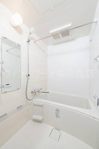 バス・シャワールーム　詳細は、ウィンドワード中の島店までご相談下さい。
