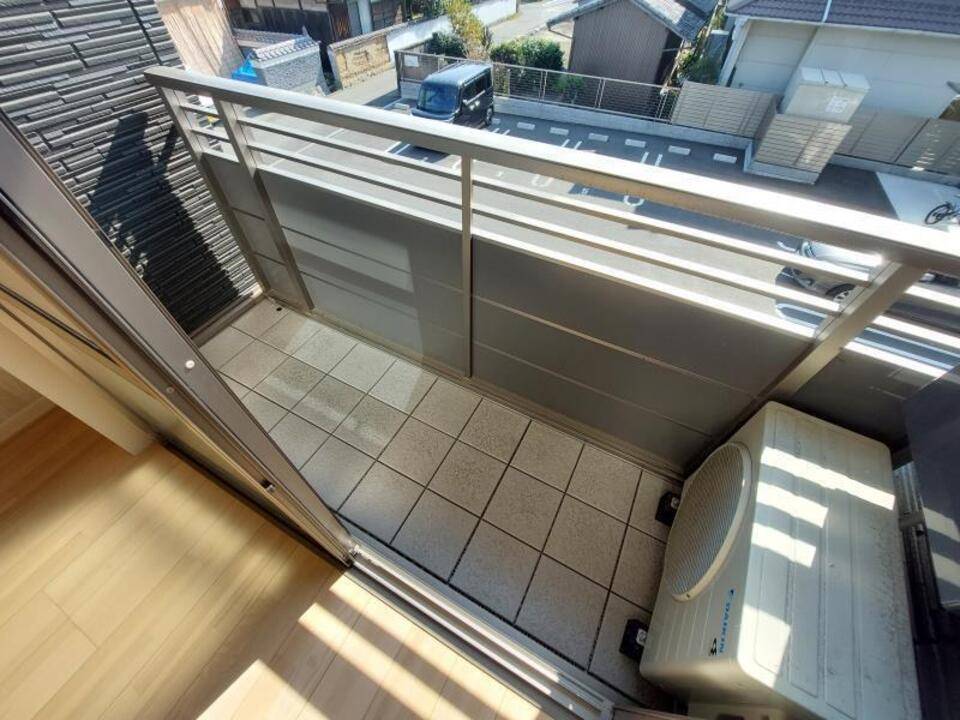 バルコニー　バルコニー