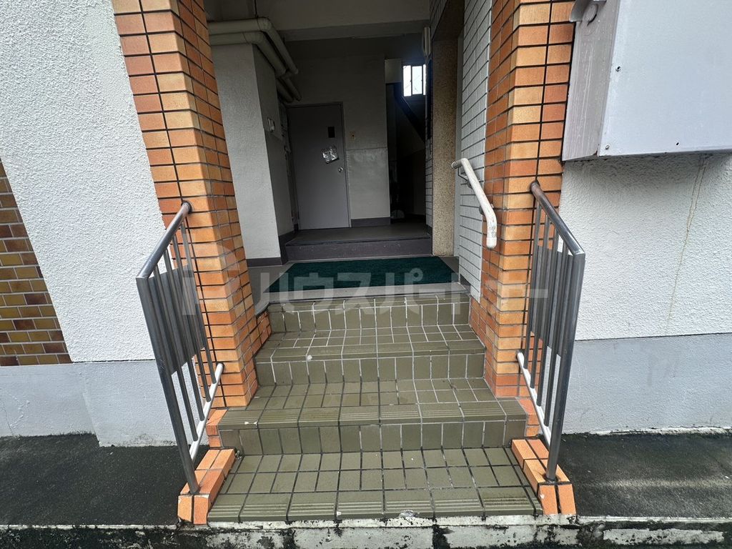 エントランス　玄関