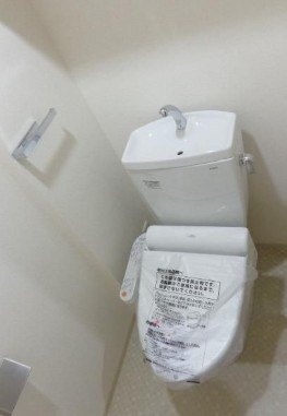 トイレ　※別部屋参考写真