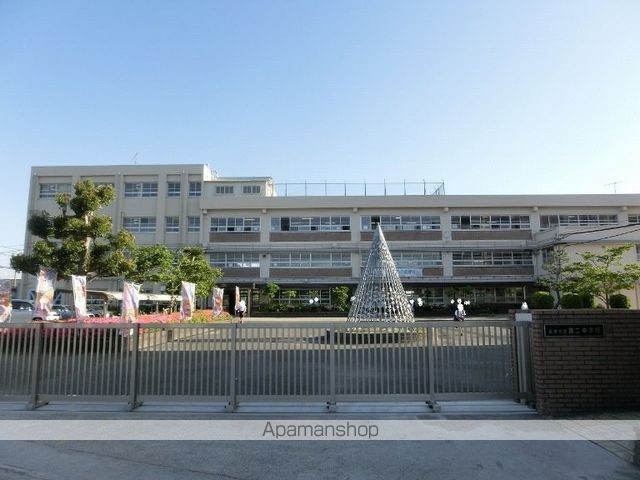 中学校　第二中学校（中学校）まで1700m