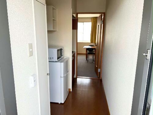 玄関　実際のお部屋と異なる場合がございます。